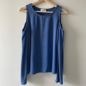 Everly super soft long sleeve • cut out shoulder style